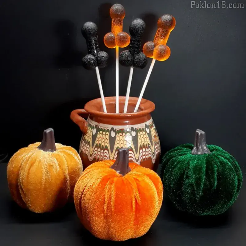 Četiri crna  mini penisa 