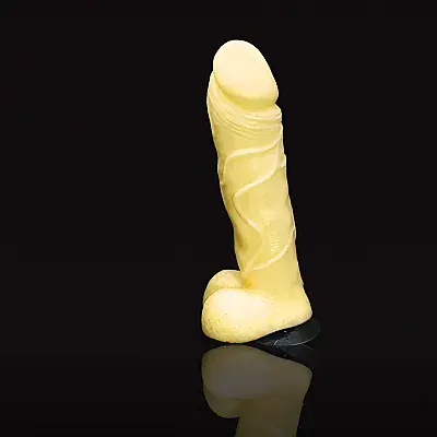 žuti penis sa vakumskom čašicom