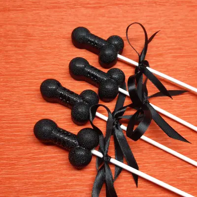 4 crna  mini penisa 